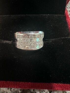 Heavy 18k White Gold 4 Row Invisible Set Princess Diamond Ring 2.80 CTW-G -VS2